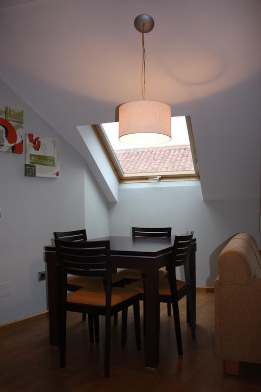 Apartamento La Cenicienta Catedral Leon Bilik gambar